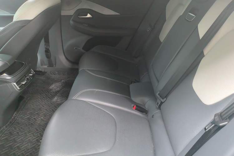 Used ARCFOX Alpha S 2023 525E Forest Edition 160kW Left Rear Seat
