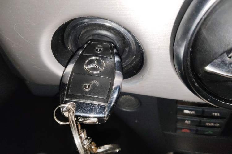 Used Mercedes-Benz GLK-Class 2014 GLK 260 4MATIC Dynamic Model