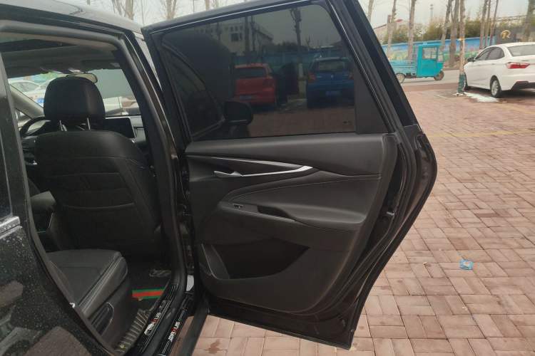 Used SAIC MAXUS G50 2020 1.5T Automatic Luxury Edition Interior 3