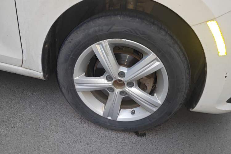 Used Volkswagen Santana 2015 Haval H6 1.6L Automatic Luxury Model
