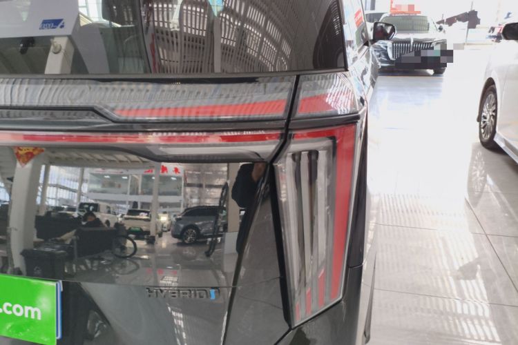 Used GAC Trumpchi M8 2023 Zongshi Series Dual-Motor YuZun Edition
