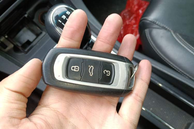 Used Geely Auto Emgrand 2017 Sedan Million Edition 1.5L Manual - Upward Version