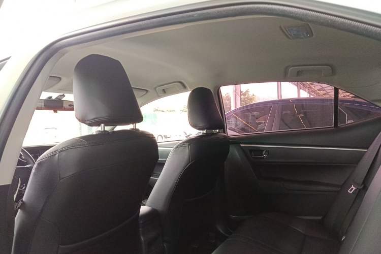 Used Toyota Corolla 2018 1.2T S-CVT GL Smart Enjoyment Version Headliner