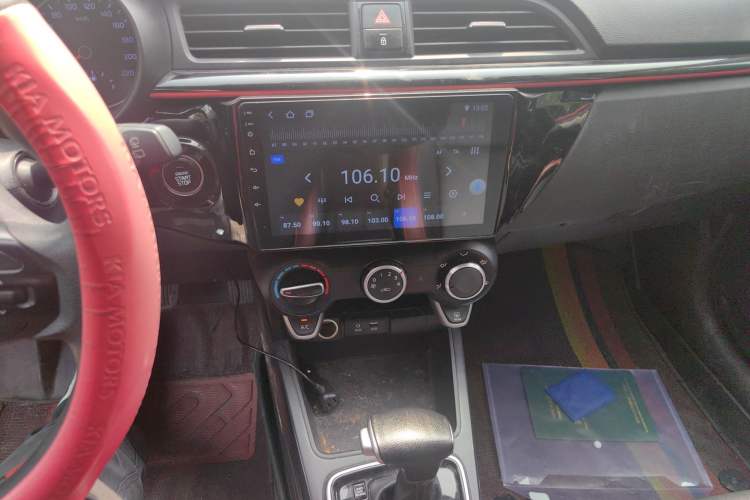 Used Kia KX Cross 2017 1.4L AT GLS
