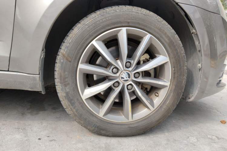 Used Skoda Octavia 2017 1.6L Automatic Chuanxing Edition