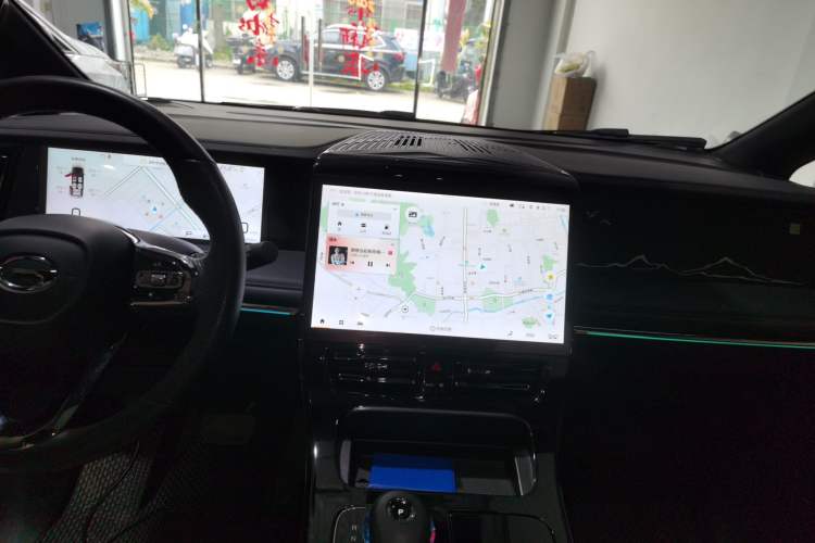 Used GAC Trumpchi M8 2023 Zongshi Series Dual-Motor YuZun Edition Audio And AC Panel