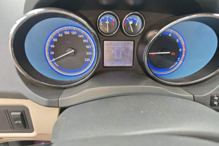 Used Chery E3 2013 1.5L Manual Qushang Model Odometer Close Up