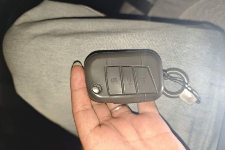 Used Volkswagen Tayron 2023 280TSI Two-Wheel-Drive Luxury Plus Advanced Version
