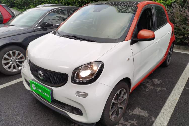 Used smart forfour 2016 1.0L 52 kW Passion Edition