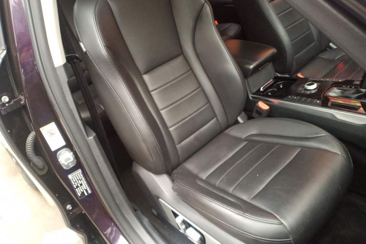 Used Wey VV7 2017 2.0T Ultra-Luxury Version Right Front Seat