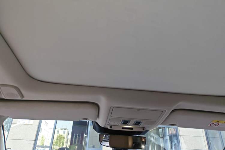 Used Jaguar XFL 2022 XFL 2.0T P250 Two-Wheel-Drive Prestige Luxury Edition