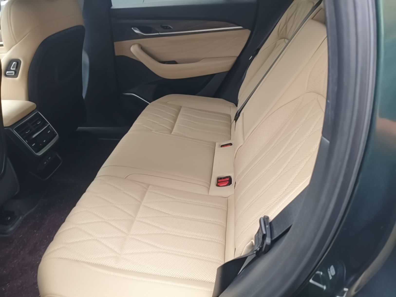 Geely Auto Monjaro L 2025 Dongfang Yao 2.0TD Automatic Lanxing Edition — снимка 20