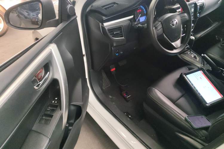 Used Toyota Corolla 2014 1.6L CVT GL Left Front Seat