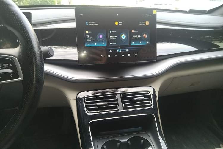 Used BYD Qin PLUS 2023 Champion Edition DM-i 120KM Leading Model Audio And AC Panel