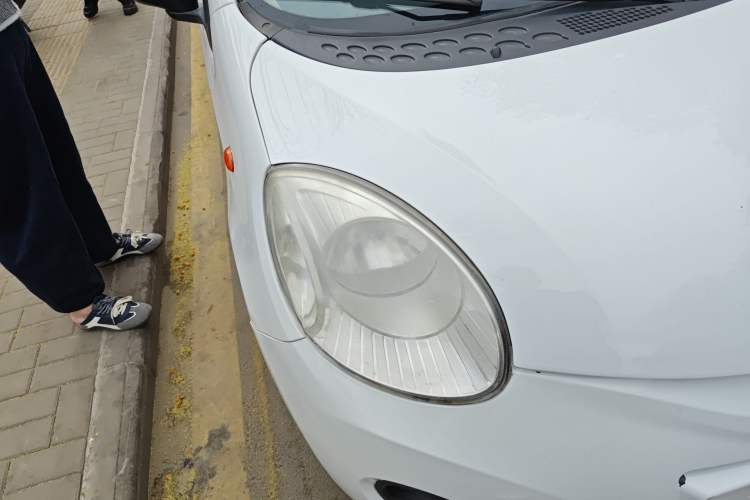 Used Chery QQ 2013 1.0L Manual Happy Edition Right Front Headlight