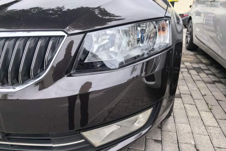 Used Skoda Octavia 2015 1.6L Automatic Yijun Edition Left Front Headlight