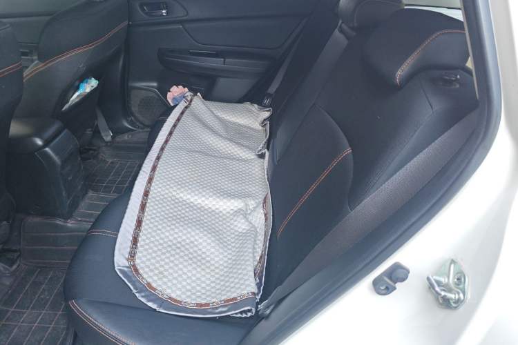 Used Subaru XV 2014 2.0i Comfort Edition
