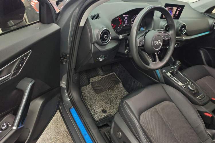 Used Audi Q2L 2021 35 TFSI Fashion Dynamic Model
