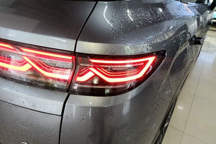 Used BYD Song L DM-i 2024 112 km Beyond Edition Right Rear Taillight