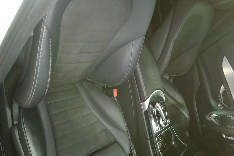 Used Mercedes-Benz C-Class 2018 C 200 Sport Edition Right Front Seat