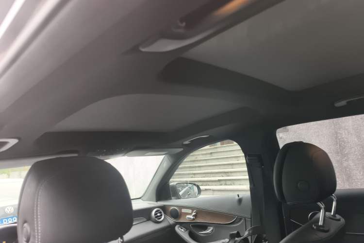 Used Mercedes-Benz GLC 2016 GLC 300 4MATIC Dynamic Model