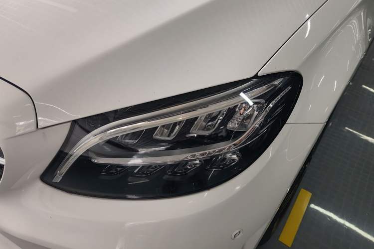 Used Mercedes-Benz C-Class 2021 C 260 L Sport Edition Star Collection Left Front Headlight