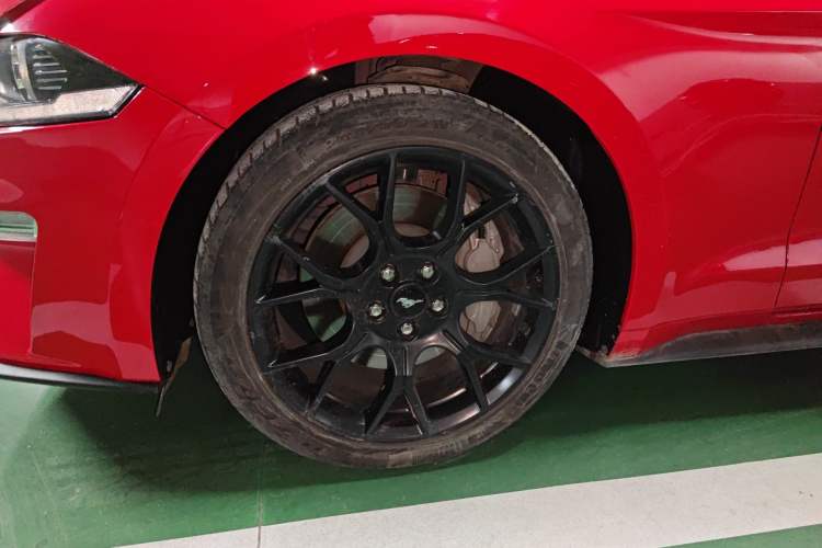 Used Ford Mustang 2020 2.3L EcoBoost Right Front Wheel Hub