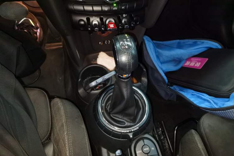 Used MINI MINI 2015 1.5T COOPER Fun Five-Door Edition