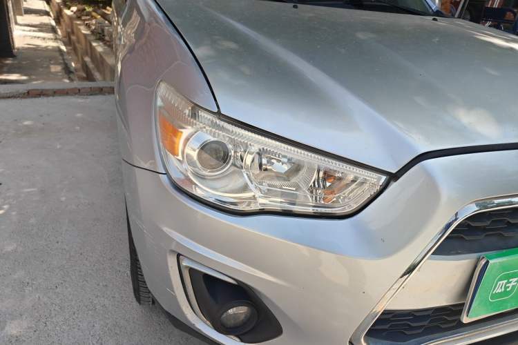 Used Mitsubishi ASX 2013 2.0L CVT Two-Wheel Drive Elite Edition