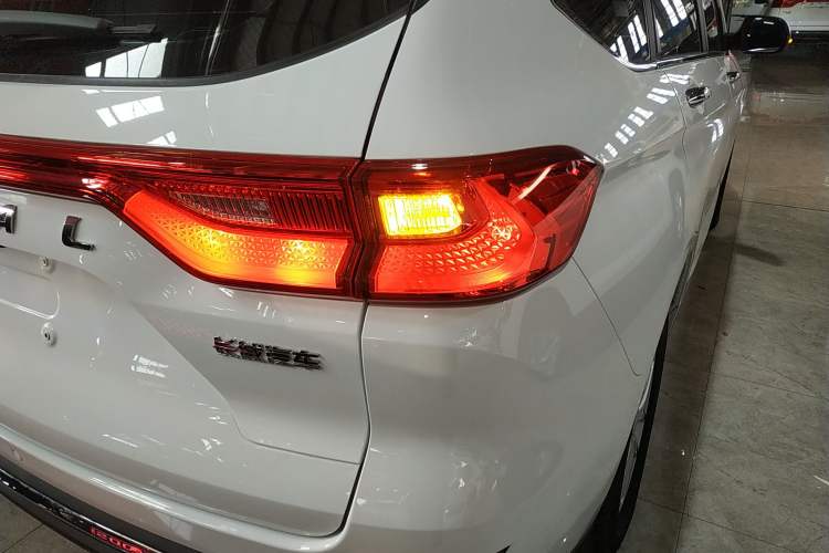 Used Haval M6 2021 PLUS 1.5T DCT Luxury Smart Connectivity Model