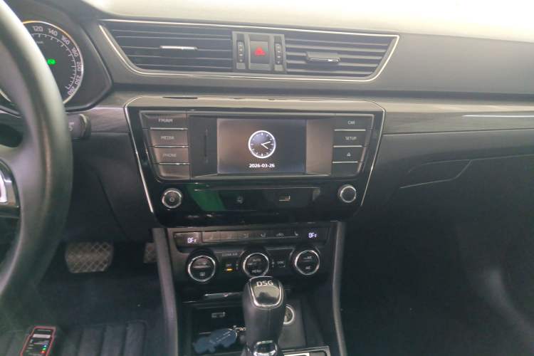 Used Skoda Superb 2016 TSI330 DSG Smart Drive Edition