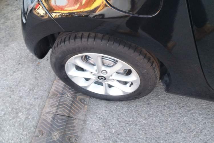 Used smart forfour 2016 1.0L 52 kW Dynamic Edition
