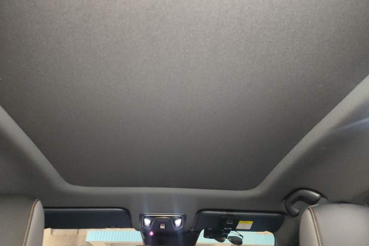 Used CHANGAN CS75 PLUS iDD 2023 ZhiDian iDD Smart Leading Model