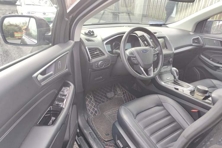 Used Ford Edge 2018 EcoBoost 245 Two-Wheel-Drive Titanium 7-Seater China V Standard