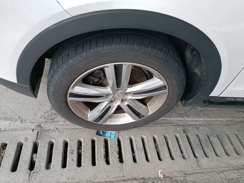 Used Zotye T700 2017 1.8T Dual-Clutch Prestige Model — 22