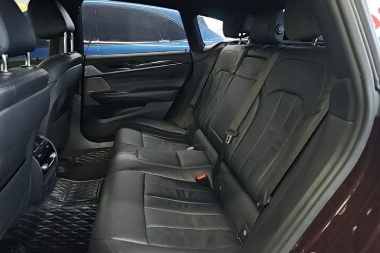 Used BMW 6 Series GT 2020 630i M Sport Package Left Rear Seat
