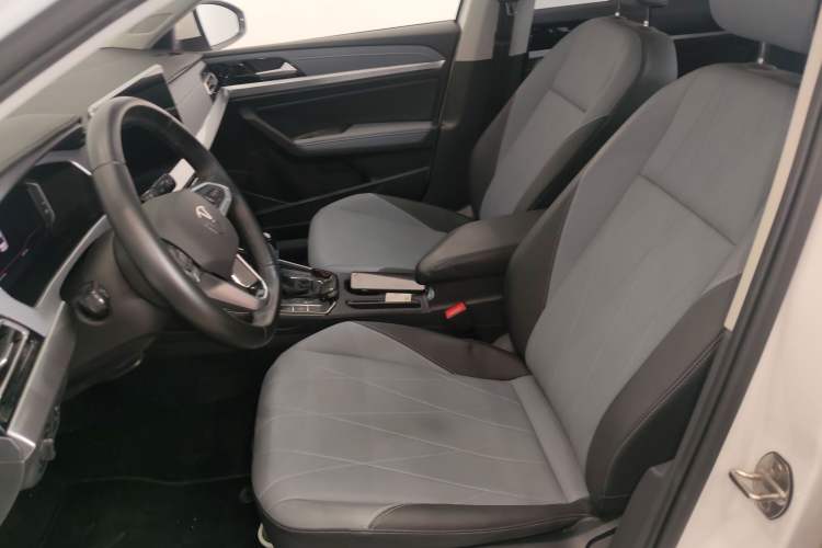 Used Volkswagen Lavida 2023 Revised Version 1.5L Automatic Starry Sky Edition – 5 Million Units