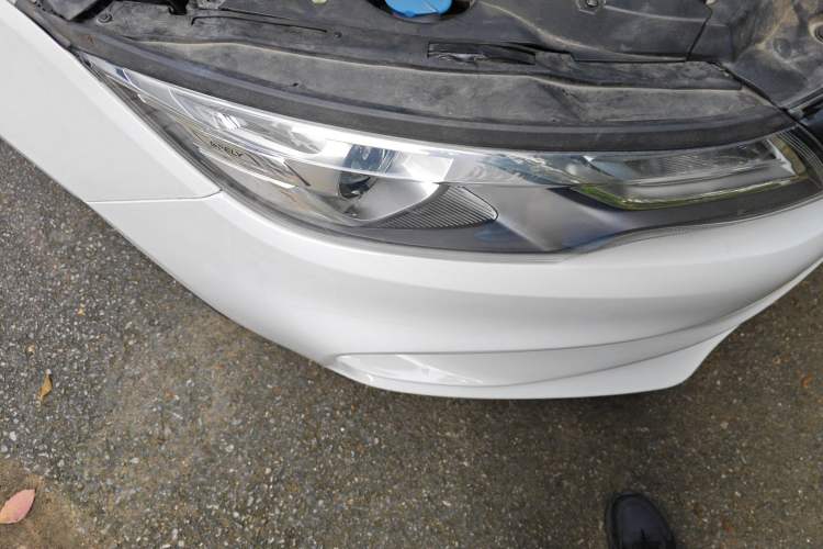 Used Geely Auto Emgrand GL 2018 1.8L Manual Elite Smart Connectivity Version Right Front Headlight