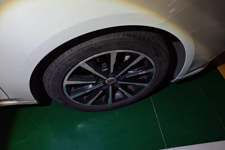 Used Roewe i6 New Energy 2017 45T Hybrid Connective Smart Luxury Edition