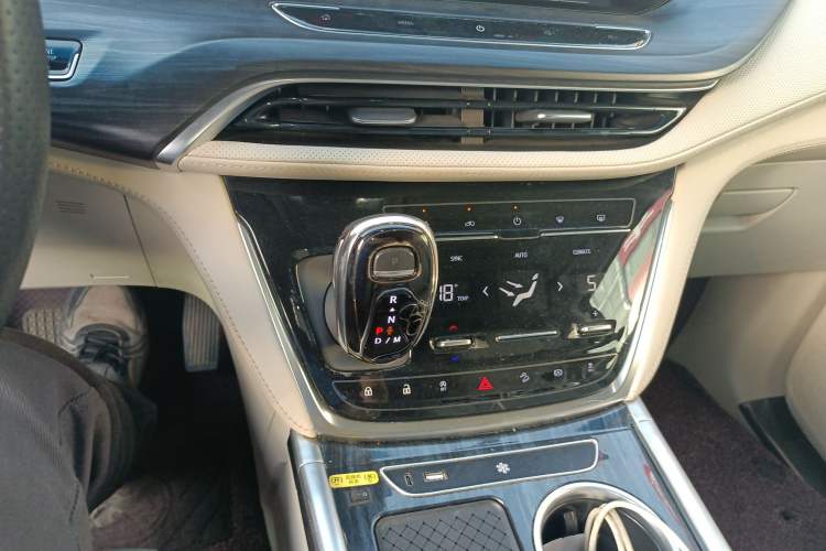 Used Buick GL8 2023 ES Lu Zun Comfort Model Gear Lever