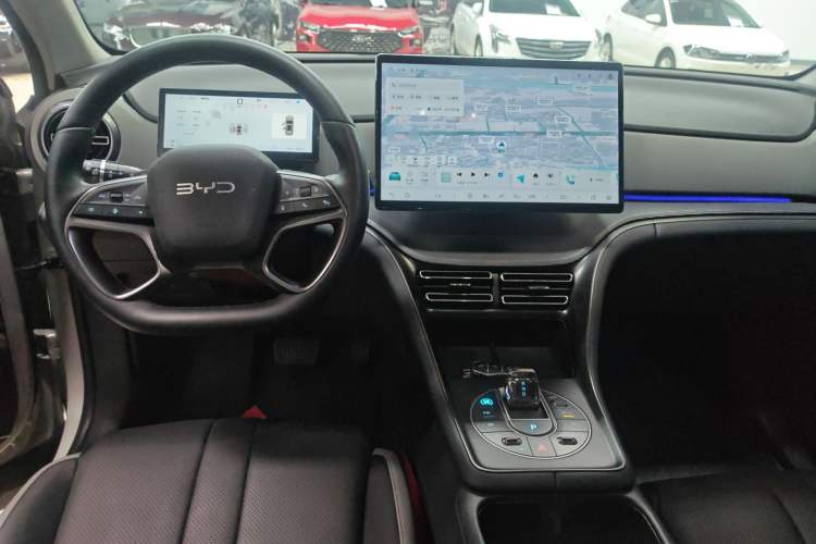 Used BYD Sealion 05 DM-i 2025 DM-i Smart Drive 115KM Flagship Model Center Console