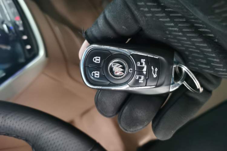 Used Buick GL8 2021 ES Land Cruiser 653T Smart Flagship Model
