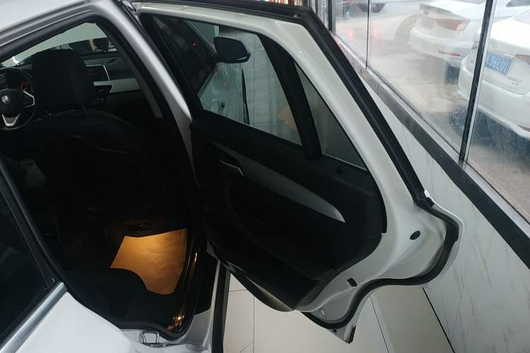 Used BMW X1 2018 sDrive20Li Leading Model