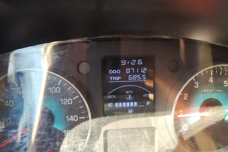 Used Jinbei New Hiace X30L 2016 1.5L Business Edition Van DLCG14 Odometer Close Up