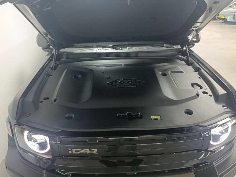 Used iCAR V27 2026 Model 200KM Four-Wheel Drive Falcon 500 — 19