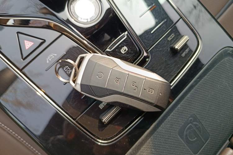 Used BYD Han 2020 EV Long-Range Luxury Model