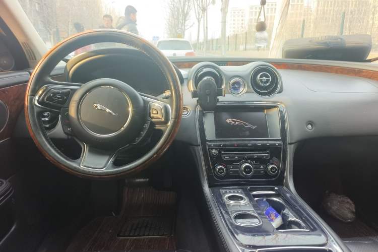 Used Jaguar XJ 2013 XJL 3.0 SC Flagship Business Edition
