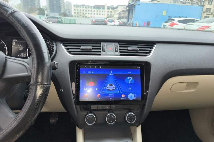 Used Skoda Octavia 2015 1.6L Manual Yijie Edition