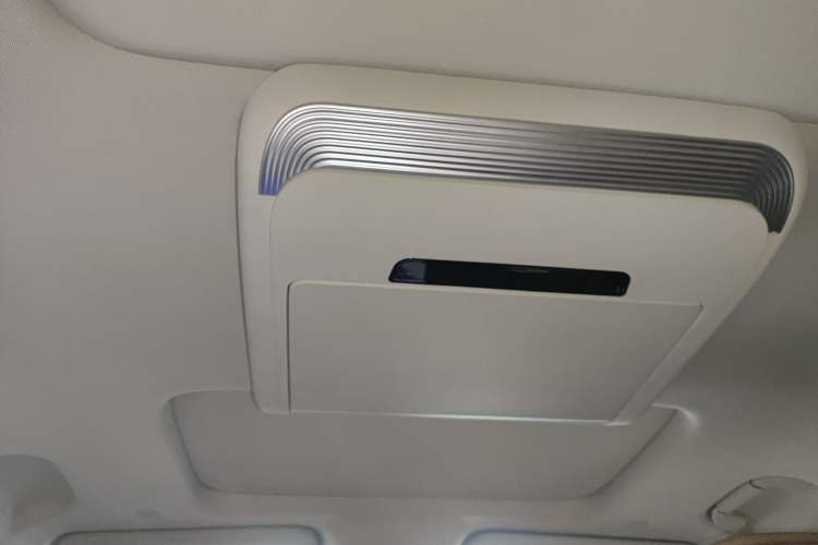 Used Denza D9 2024 DM-i 980 Four-Wheel Drive Prestige Model