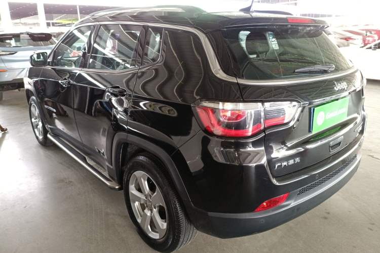 Used Jeep Compass 2017 200T Automatic Family Edition
